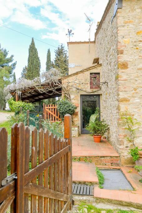 Appartamento Con Vista Panoramica In Chianti San Donnino  Bagian luar foto